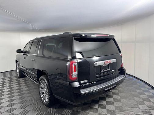 Onyx Black 2016 GMC Yukon XL Denali