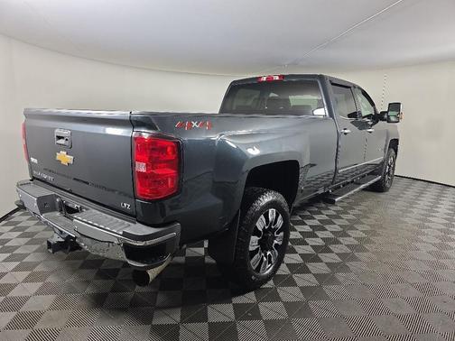 Graphite Metallic 2018 Chevrolet Silverado 2500 LTZ