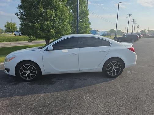 2017 Buick Regal Turbo Sport Touring