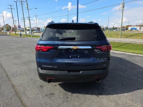2023 Chevrolet Traverse LT Leather