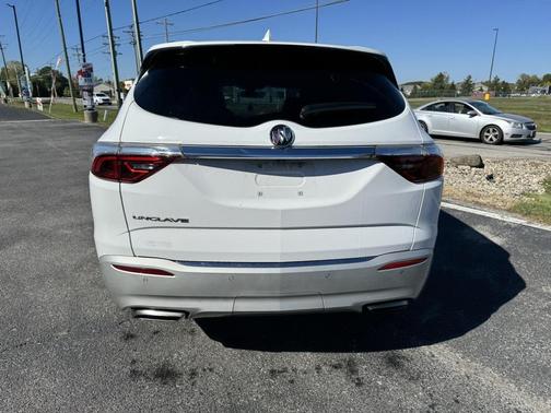 2023 Buick Enclave Essence FWD