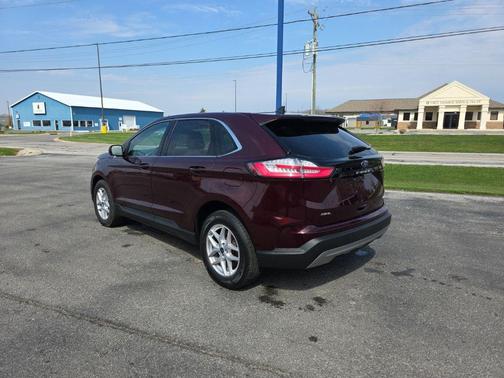 Burgundy Velvet Metallic Tinted Clearcoat 2021 Ford Edge SEL