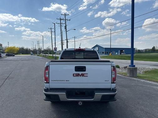 Summit White 2018 GMC Canyon SLT