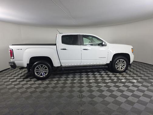 Summit White 2018 GMC Canyon SLT