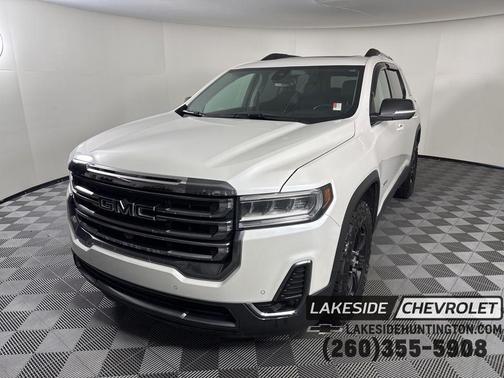 2022 GMC Acadia AWD AT4