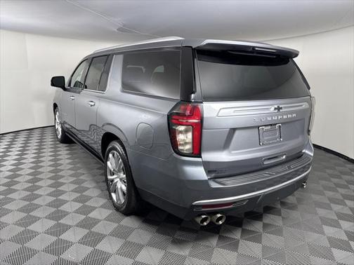 2021 Chevrolet Suburban 4WD High Country