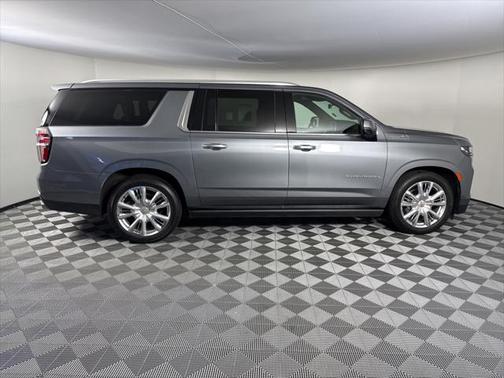 2021 Chevrolet Suburban 4WD High Country