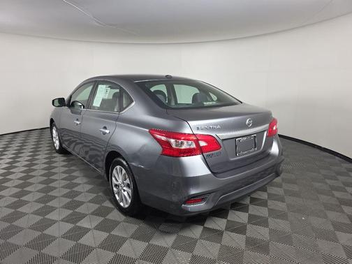 Gun Metallic 2017 Nissan Sentra SV