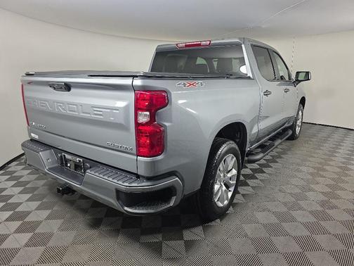 Sterling Gray Metallic 2026 Chevrolet Silverado 1500 Custom