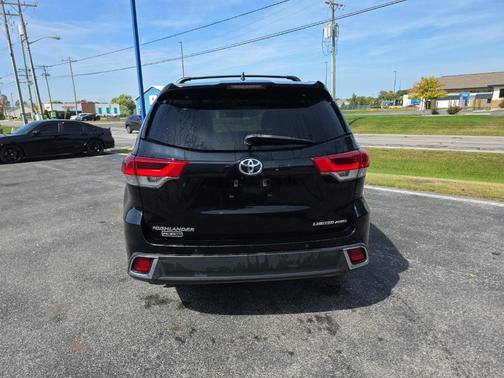 2017 Toyota Highlander Limited Platinum