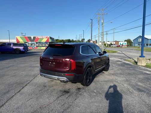 Sangria 2021 Kia Telluride SX
