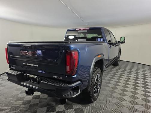 2021 GMC Sierra 2500 AT4