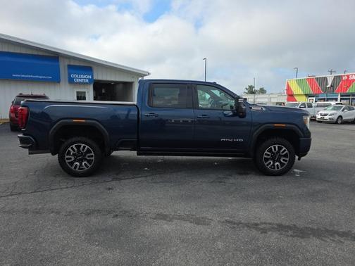 2021 GMC Sierra 2500 AT4