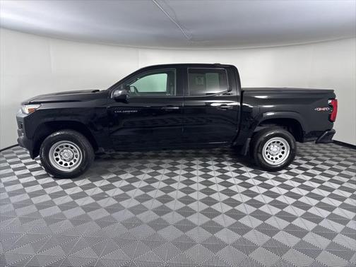 2024 Chevrolet Colorado WT
