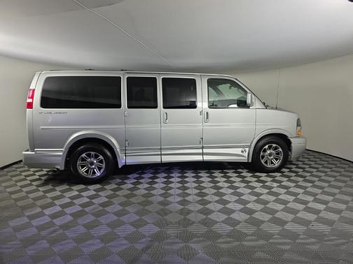 2019 Chevrolet Express 2500 Work Van