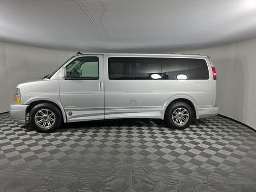 2019 Chevrolet Express 2500 Work Van