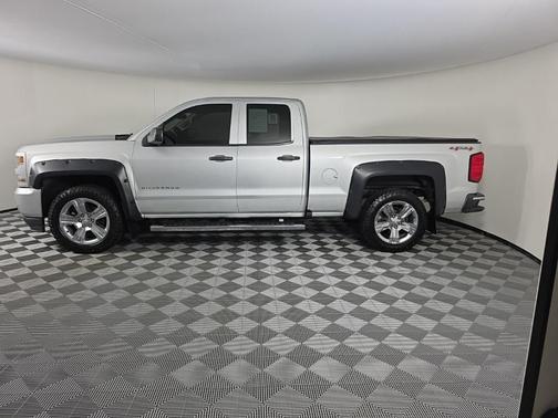 2016 Chevrolet Silverado 1500 Custom