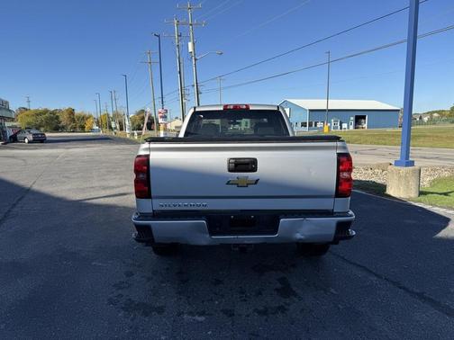 2016 Chevrolet Silverado 1500 Custom