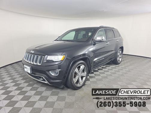 Brilliant Black Crystal Pearlcoat 2015 Jeep Grand Cherokee Overland