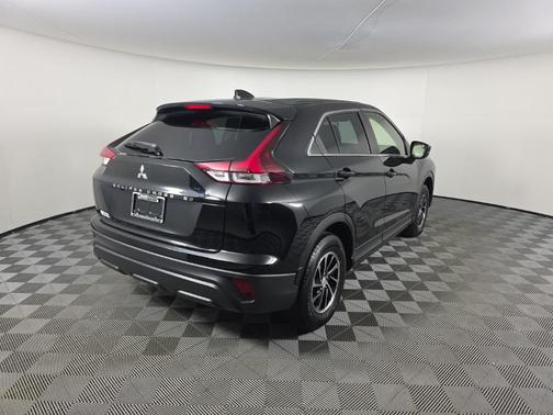 2022 Mitsubishi Eclipse Cross ES