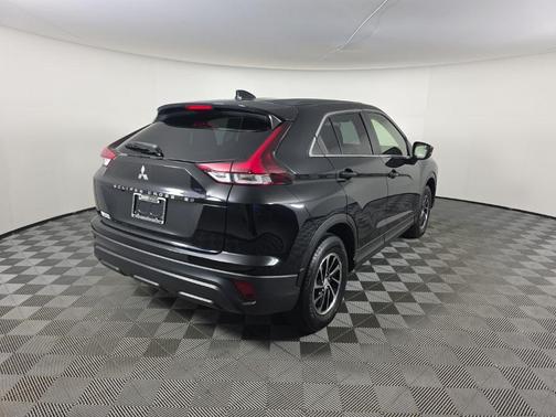 2022 Mitsubishi Eclipse Cross ES