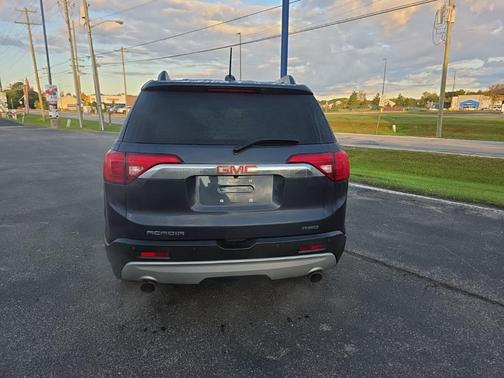 2019 GMC Acadia SLT-1
