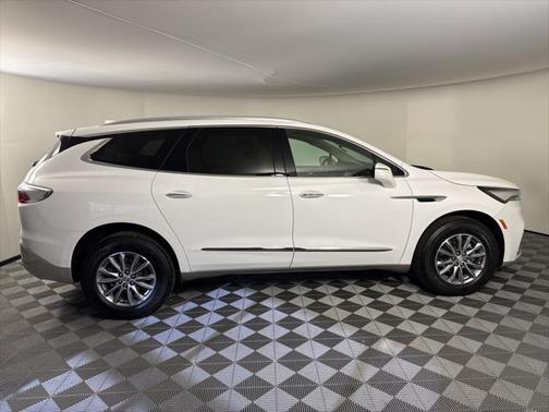 2023 Buick Enclave Essence FWD