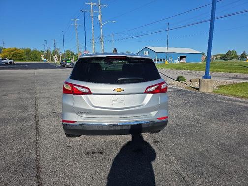 Silver Ice Metallic 2019 Chevrolet Equinox 1LT
