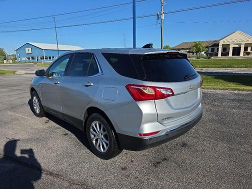 Silver Ice Metallic 2019 Chevrolet Equinox 1LT