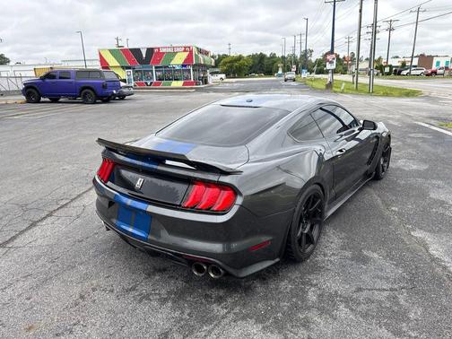 Magnetic Metallic 2018 Ford Shelby GT350 Base