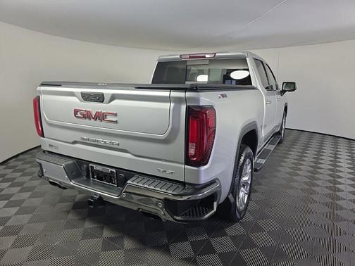 Quicksilver Metallic 2021 GMC Sierra 1500 SLT