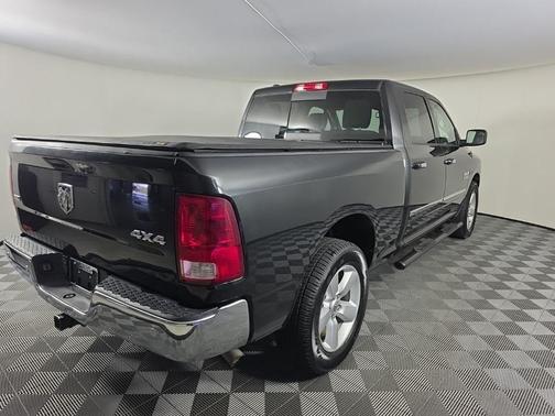 2016 RAM 1500 SLT