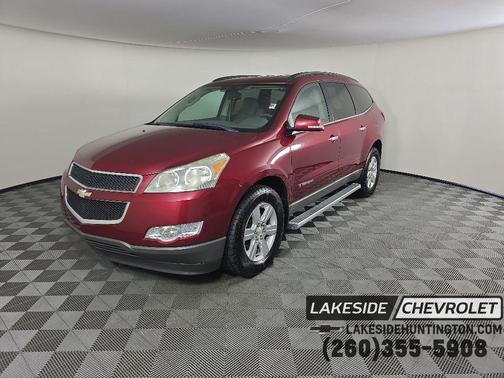 Red Jewel Tintcoat 2009 Chevrolet Traverse LT