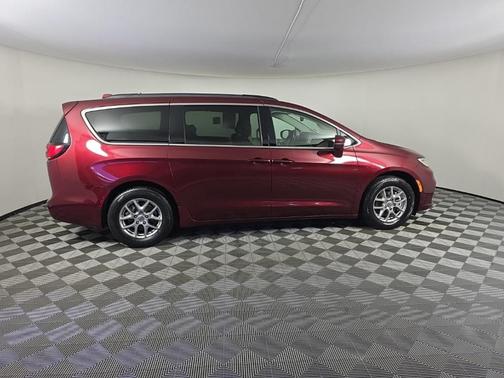 2021 Chrysler Pacifica Touring
