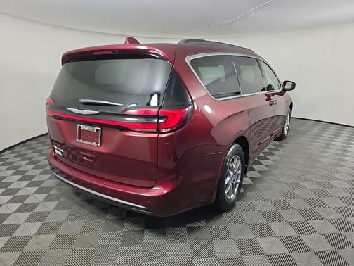2021 Chrysler Pacifica Touring