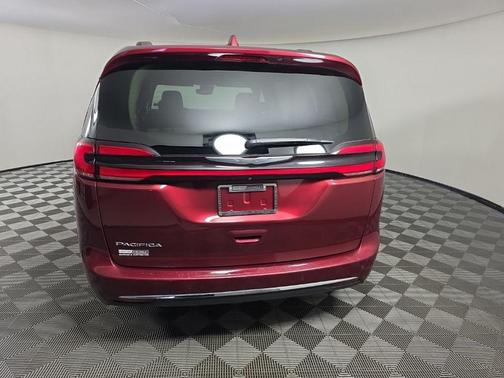 2021 Chrysler Pacifica Touring