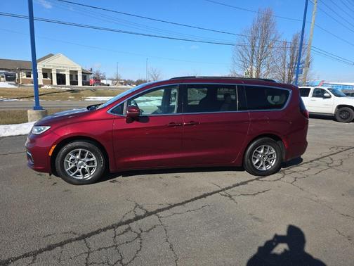 2021 Chrysler Pacifica Touring