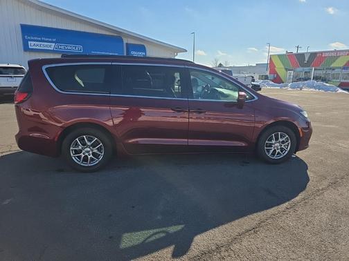 2021 Chrysler Pacifica Touring