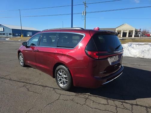2021 Chrysler Pacifica Touring