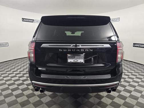 2023 Chevrolet Suburban 4WD High Country