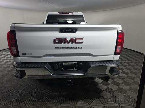 Summit White 2024 GMC Sierra 2500 Pro
