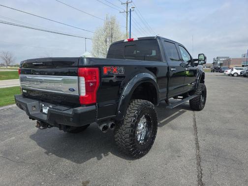 Shadow Black 2017 Ford F-250 Platinum