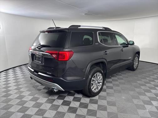 2019 GMC Acadia SLE-2