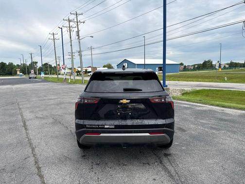 Mosaic Black Metallic 2025 Chevrolet Equinox 1LT