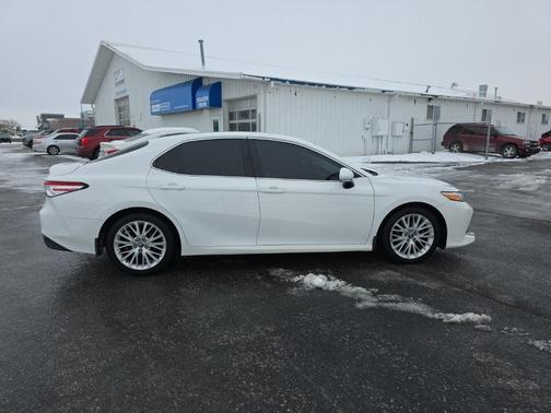 2018 Toyota Camry XLE