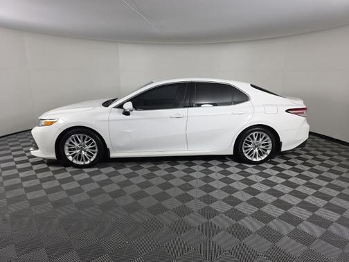 2018 Toyota Camry XLE