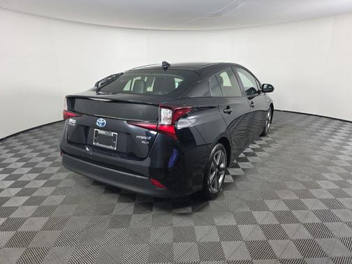 2019 Toyota Prius XLE