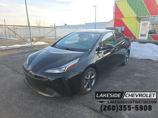 2019 Toyota Prius XLE