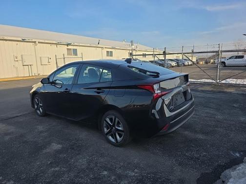 2019 Toyota Prius XLE