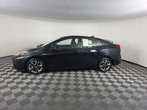 2019 Toyota Prius XLE
